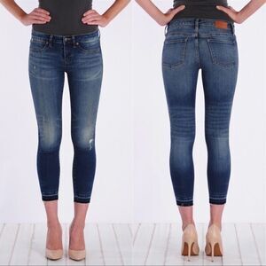 Henry & Belle Cropped Skinny Distressed Jeans 25